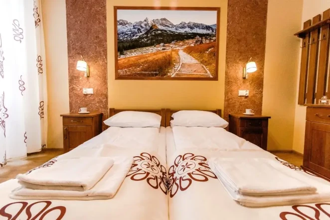 Comfort/Balcony room for 2+1 guests with a private bathroom and mountain views